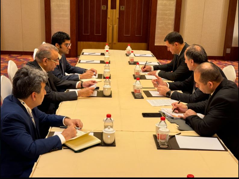 Pakistani Federal Minister Abdul Aleem Khan Met With Tajik Minister Of Transport Azim Ibrahim On The Sidelines Of The Global Transport Forum 2024 In Beijing