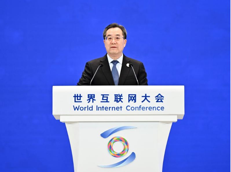 Chinese Vice Premier Ding Xuexiang Calls For Promoting Cooperation In Ai, Big Data, Blockchain For Advancing Internet Development, Building Digital Future