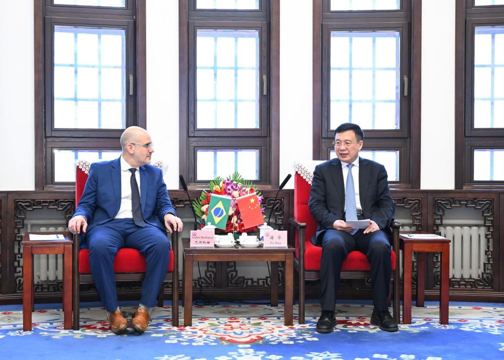 President of Xinhua News Agency Fu Hua met with André Basbaum, president of Brazil's public broadcasting company Empresa Brasil de Comunicação (EBC), in Beijing