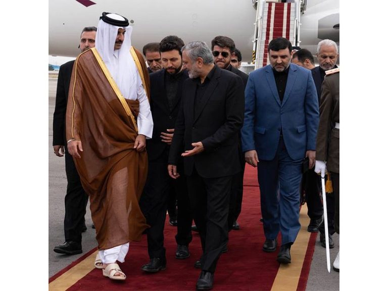 Amir-of-Qatar-Arrives-in-Iran-to-Express-Condolences-with-Iranian-People