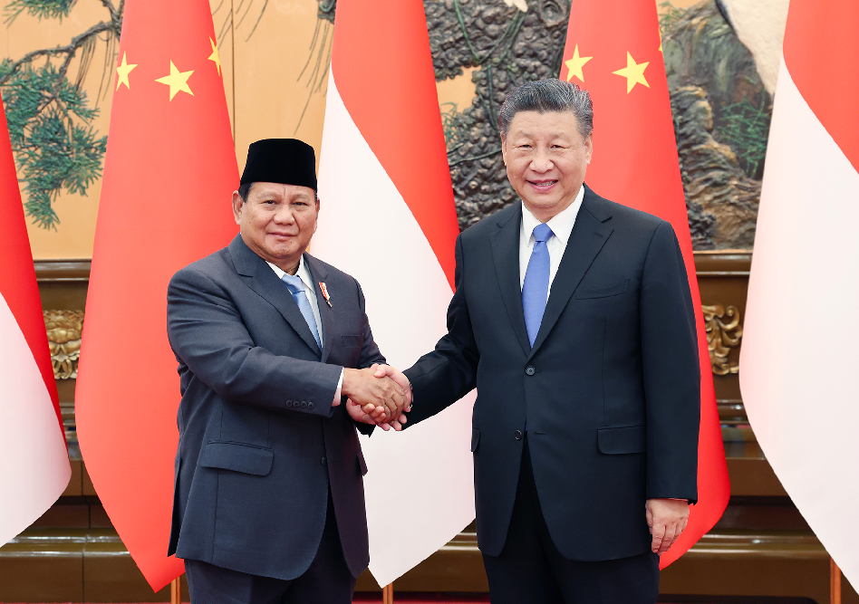 Chinese-President-Xi-Jinping-welcomes-Indonesian-President-elect-Prabowo-Subianto-at-the-Great-Hall-of-the-People-in-Beijing-NSN-2024