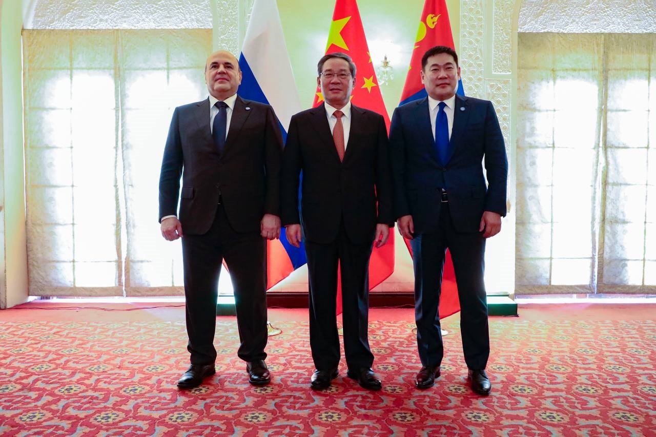 Islamabad-hosts-a-trilateral-meeting-of-the-heads-of-government-of-Russia-China-and-Mongolia-5