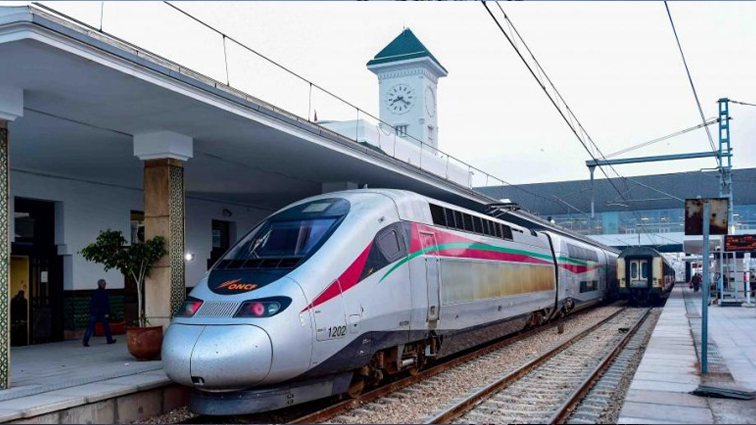 Korean-Company-Hyundai-Rotem-Eyeing-a-Business-Contract-of-1.6-billion-for-Providing-168-Trains-to-the-Moroccan-National-Railways-July-10-204-NSN-Asia (1)