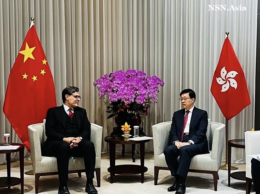 Pakistan-Envoy-to-China-Khalil-Hashmi-calls-Hong-Kong-Chief-Executive-John-Lee-NSN-ASIA