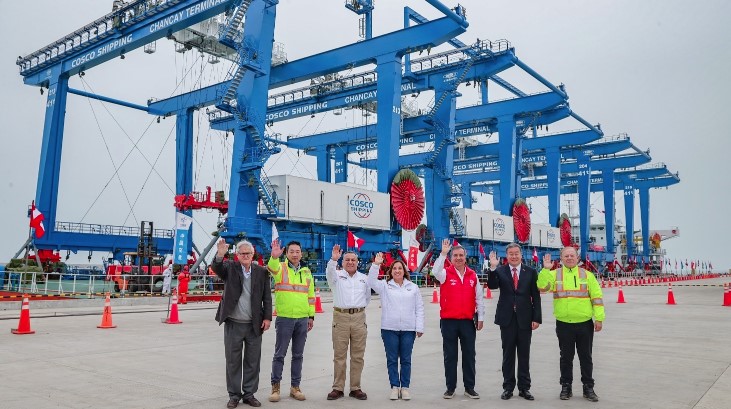 Peruvian-President-Dina-Ercilia-Boluarte-Zegarra-shipment-of-port-equipment-to-Chancay