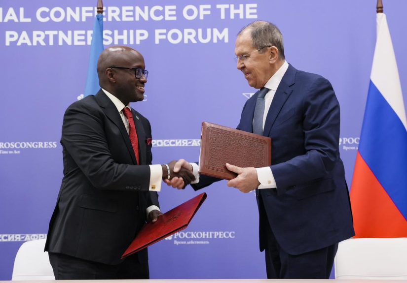 Russia-and-Rwanda-sign-a-visa-free-agreement-for-diplomatic-and-official-passport-holders-2024-1