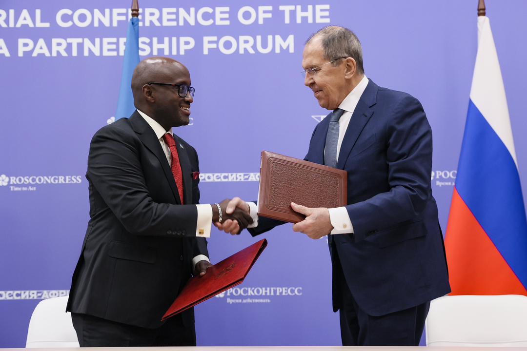 Russia-and-Rwanda-sign-a-visa-free-agreement-for-diplomatic-and-official-passport-holders-2024-1