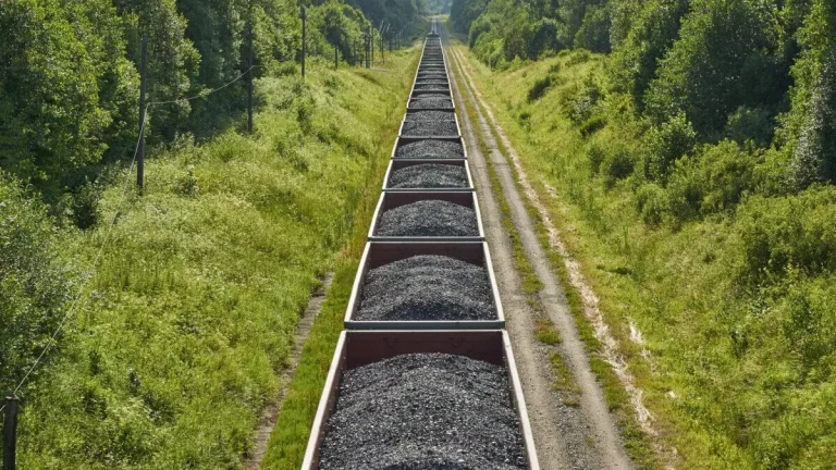 Russian-Railways-Achieves-a-Historic-Milestone-by-Transporting-Coal-Using-International-North–South-Transport-Corridor
