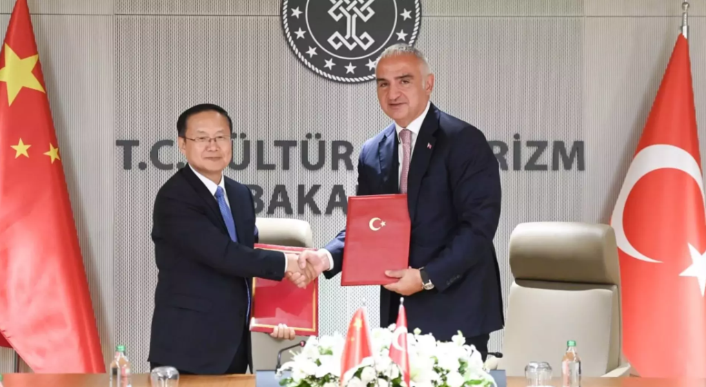 Turkiye-China-sign-deal-on-tourism-cooperation-1024x562