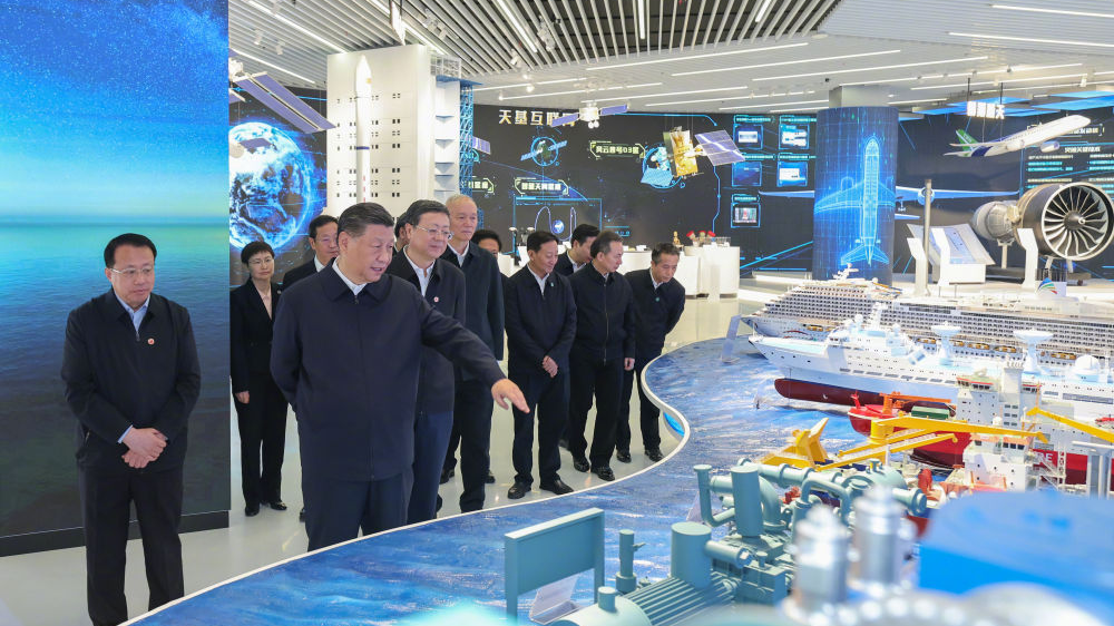 XI