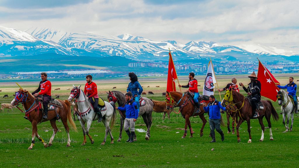 Silk Road Caravan of UNCCD reaches Mongolia after a 6000 km journey across Eurasia bringing pastoralist voices to the opening of COP17 in Ulaanbaatar Mongolia