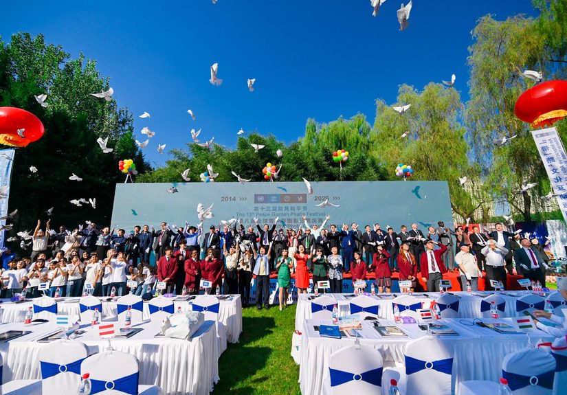 Peace Garden Peace Festival opens in Beijing, China to mark UN Peace Day
